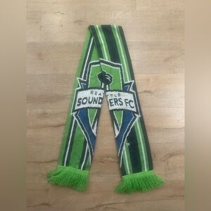 Seattle Sounders FC Scarf Adidas Green Blue RARE Space Needle Soccer RN#119208